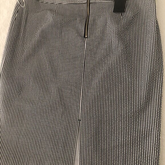 Jones New York Blazer Skirt Coordinated Set Suit, New, Unworn, Size 14 - Picture 3 of 9